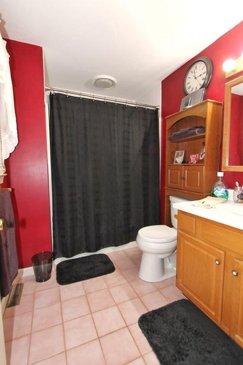 60 E Mountain St, Worcester, MA 01606 photo 8
