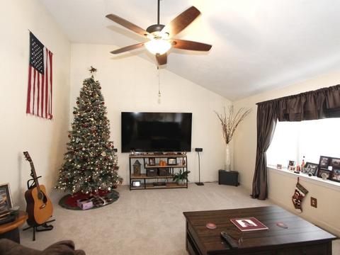 60 E Mountain St, Worcester, MA 01606 photo 2