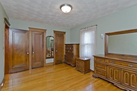 819 Saint James Ave, Springfield, MA 01104 photo 23