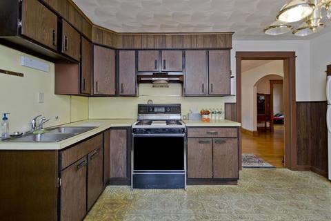 819 Saint James Ave, Springfield, MA 01104 photo 8