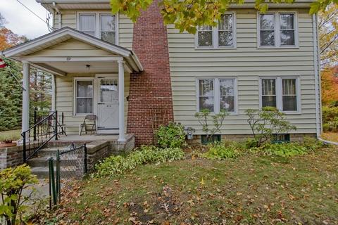 819 Saint James Ave, Springfield, MA 01104 photo 2