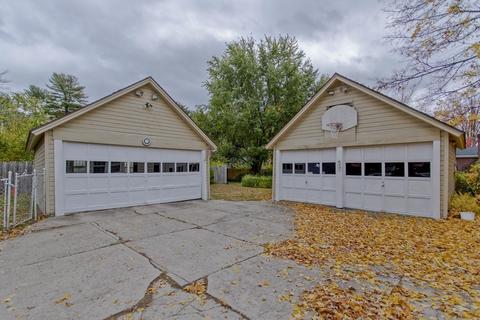 819 Saint James Ave, Springfield, MA 01104 photo 4