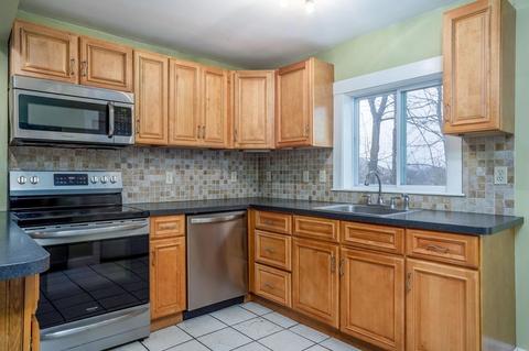 4 Arcadia St, Worcester, MA 01604 photo 17