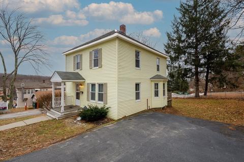 4 Arcadia St, Worcester, MA 01604 photo 5