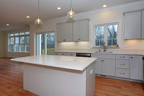 8 Overlook Dr, Danvers, MA 01923 photo 8