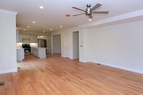 8 Overlook Dr, Danvers, MA 01923 photo 13