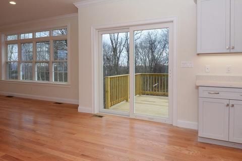 8 Overlook Dr, Danvers, MA 01923 photo 9