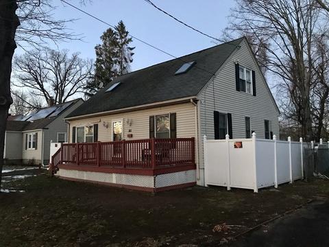 141 Dorset St, Springfield, MA 01108 photo 1
