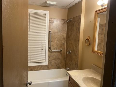 92 Alden St, Springfield, MA 01109 photo 10