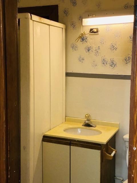 92 Alden St, Springfield, MA 01109 photo 11