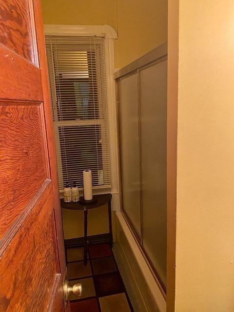 92 Alden St, Springfield, MA 01109 photo 17