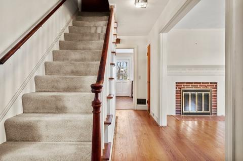 6 Beverly Ave, Marblehead, MA 01945 photo 8
