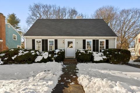 6 Beverly Ave, Marblehead, MA 01945 photo 2