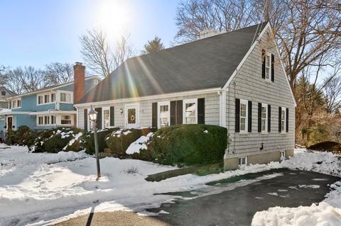 6 Beverly Ave, Marblehead, MA 01945 photo 1