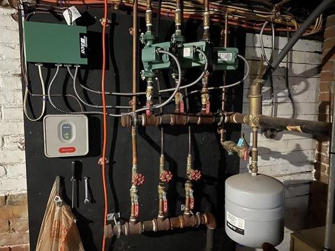 536 Chestnut St, Springfield, MA 01107 photo 23