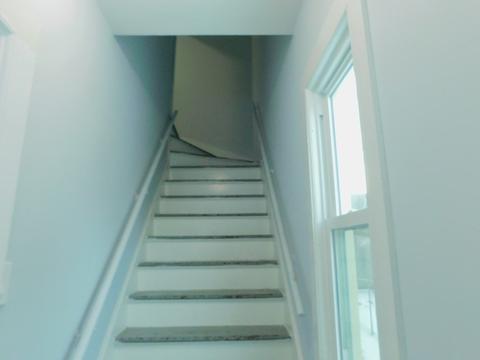 536 Chestnut St, Springfield, MA 01107 photo 3