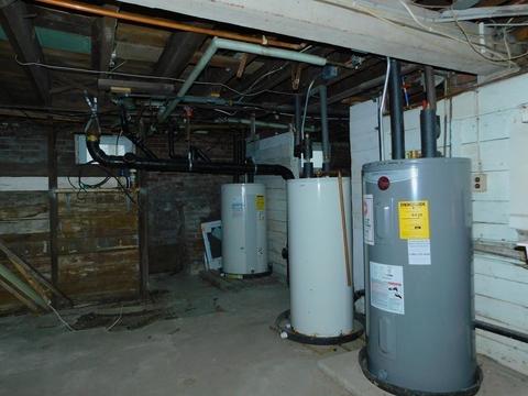 536 Chestnut St, Springfield, MA 01107 photo 21