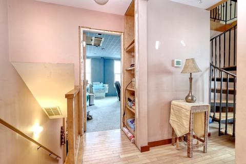 75 Marshall St, Somerville, MA 02145 photo 10