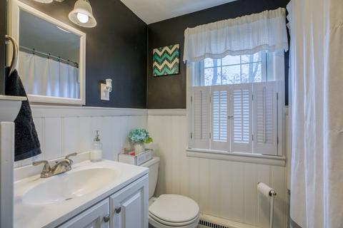 23 Kerry Dr, Springfield, MA 01118 photo 15