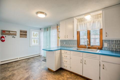 23 Kerry Dr, Springfield, MA 01118 photo 9