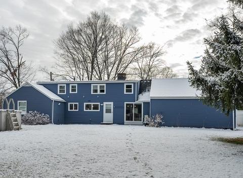 40 Chalfonte Dr, Springfield, MA 01118 photo 2