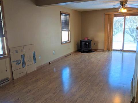 40 Luden St, Springfield, MA 01118 photo 3