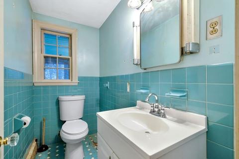 74 Ledgewood Rd, Dedham, MA 02026 photo 9