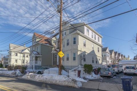 27 Shute St, Everett, MA 02149 photo 2