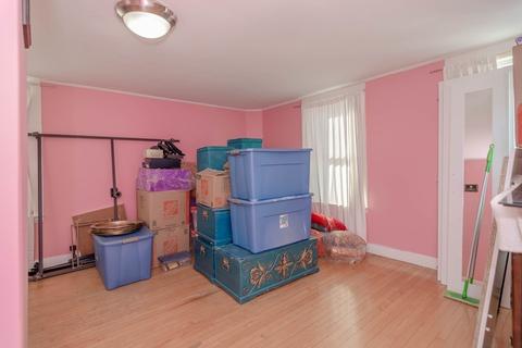 27 Shute St, Everett, MA 02149 photo 26