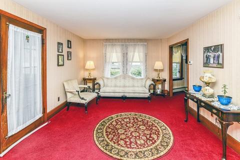 331 Sprague St, Dedham, MA 02026 photo 5