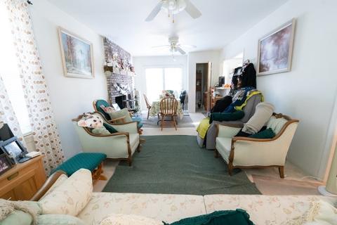 39 Webber St, Lowell, MA 01851 photo 7