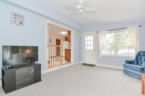 16 Blackington Rd, Foxboro, MA 02035 photo 11
