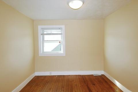 6 Pinevale St, Springfield, MA 01151 photo 11