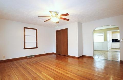 6 Pinevale St, Springfield, MA 01151 photo 7