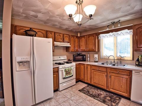 163 Kilburn St, Fall River, MA 02724 photo 10