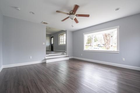 96 Crestmont St, Springfield, MA 01108 photo 8