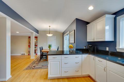 41 Elmwood Rd, Needham, MA 02492 photo 11