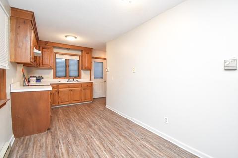 16 Marsden St, Springfield, MA 01109 photo 11