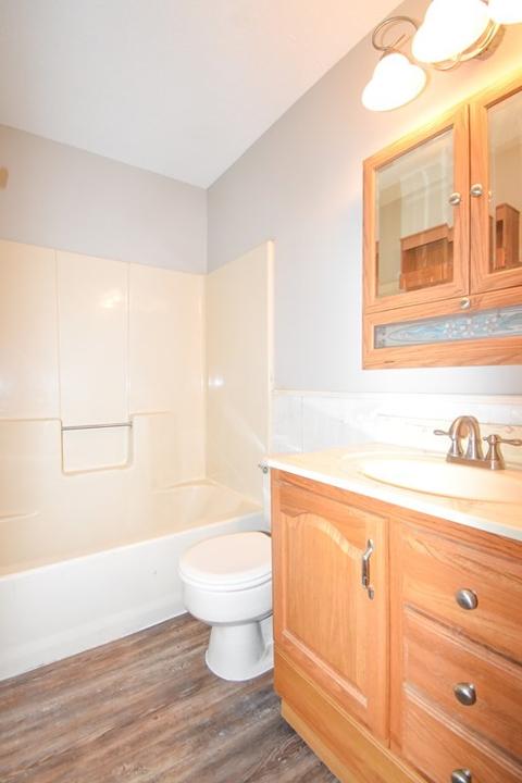 16 Marsden St, Springfield, MA 01109 photo 8