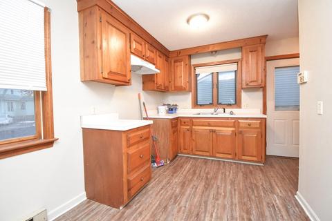 16 Marsden St, Springfield, MA 01109 photo 13