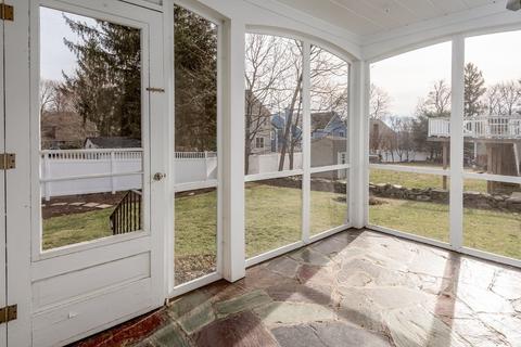 56 Brattle St, Worcester, MA 01606 photo 7