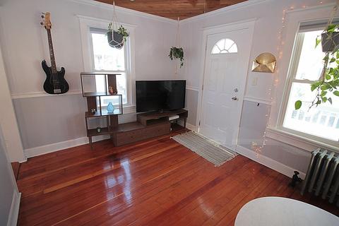 263 Redlands St, Springfield, MA 01104 photo 8