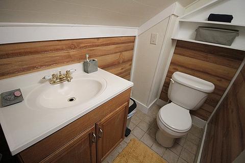 263 Redlands St, Springfield, MA 01104 photo 15
