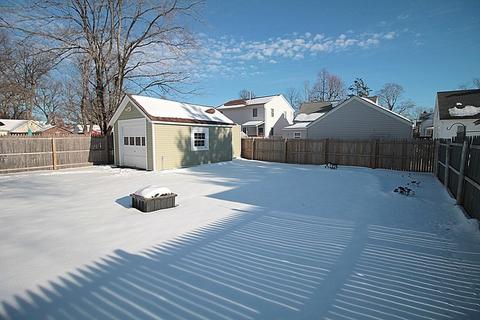 263 Redlands St, Springfield, MA 01104 photo 2