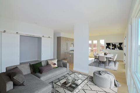 10 Shipyard Dr #213, Hingham, MA 02043 photo 2