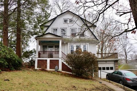 43 Valley Rd, Milton, MA 02186 photo 1