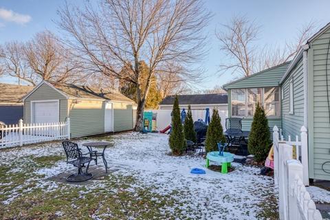 293 Abbott St, Springfield, MA 01118 photo 21