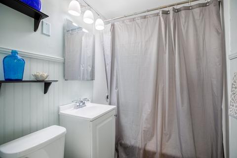 293 Abbott St, Springfield, MA 01118 photo 12