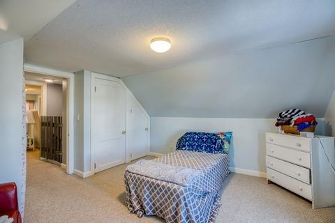 293 Abbott St, Springfield, MA 01118 photo 15