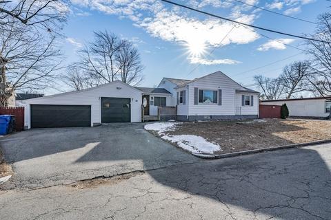 95 Campechi St, Springfield, MA 01104 photo 39